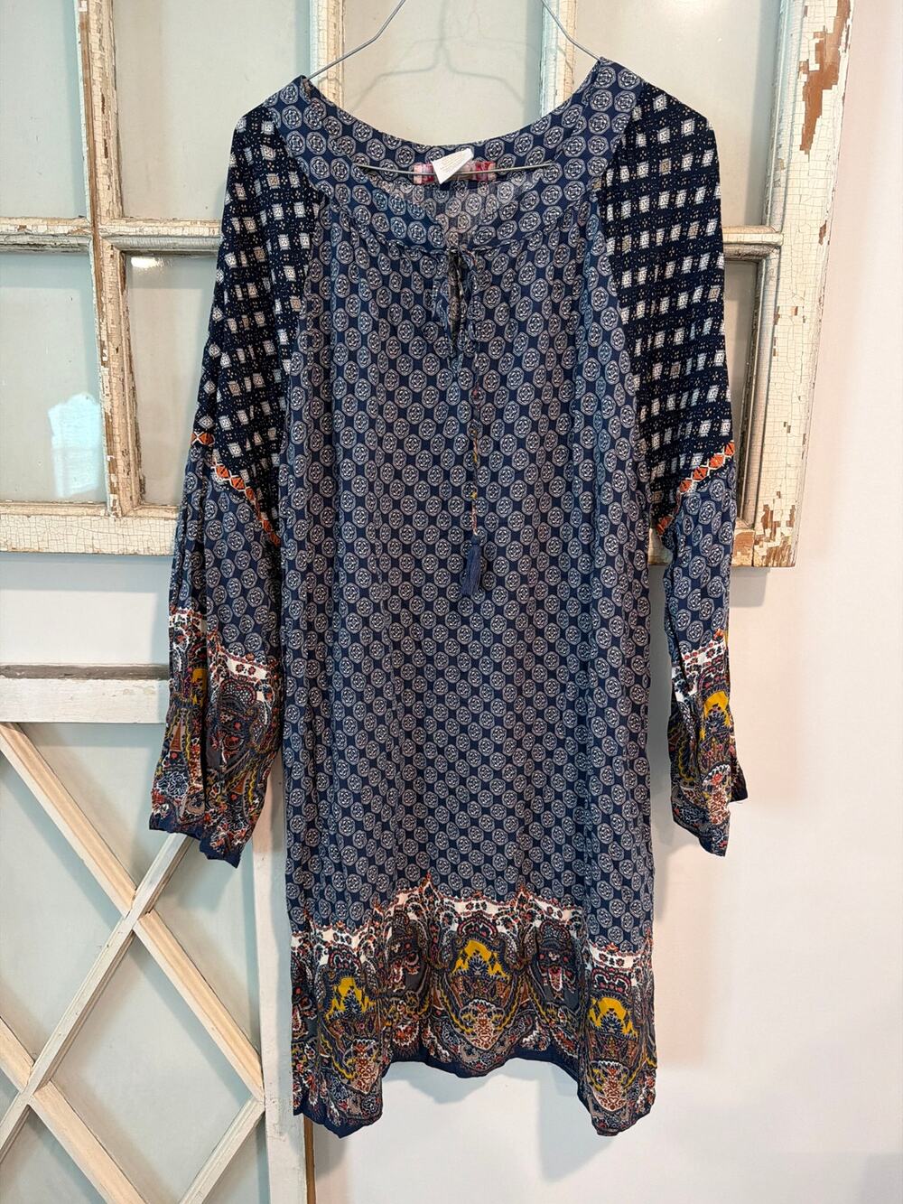 Flying Tomato size 1X long sleeve rayon dress